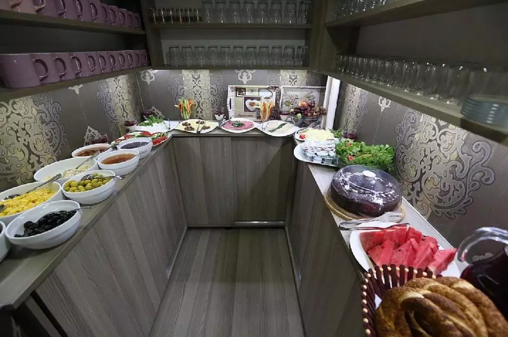 رستوران MAX WELL